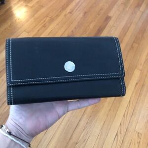 #Coach #Chelsea Black Leather Wallet with Silver Emblem